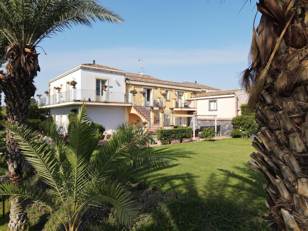 ריפוסטו Torre Archirafi Resort מראה חיצוני תמונה