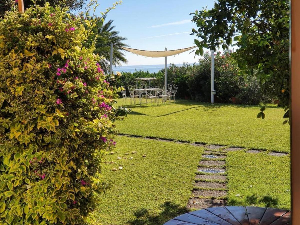 ריפוסטו Torre Archirafi Resort מראה חיצוני תמונה