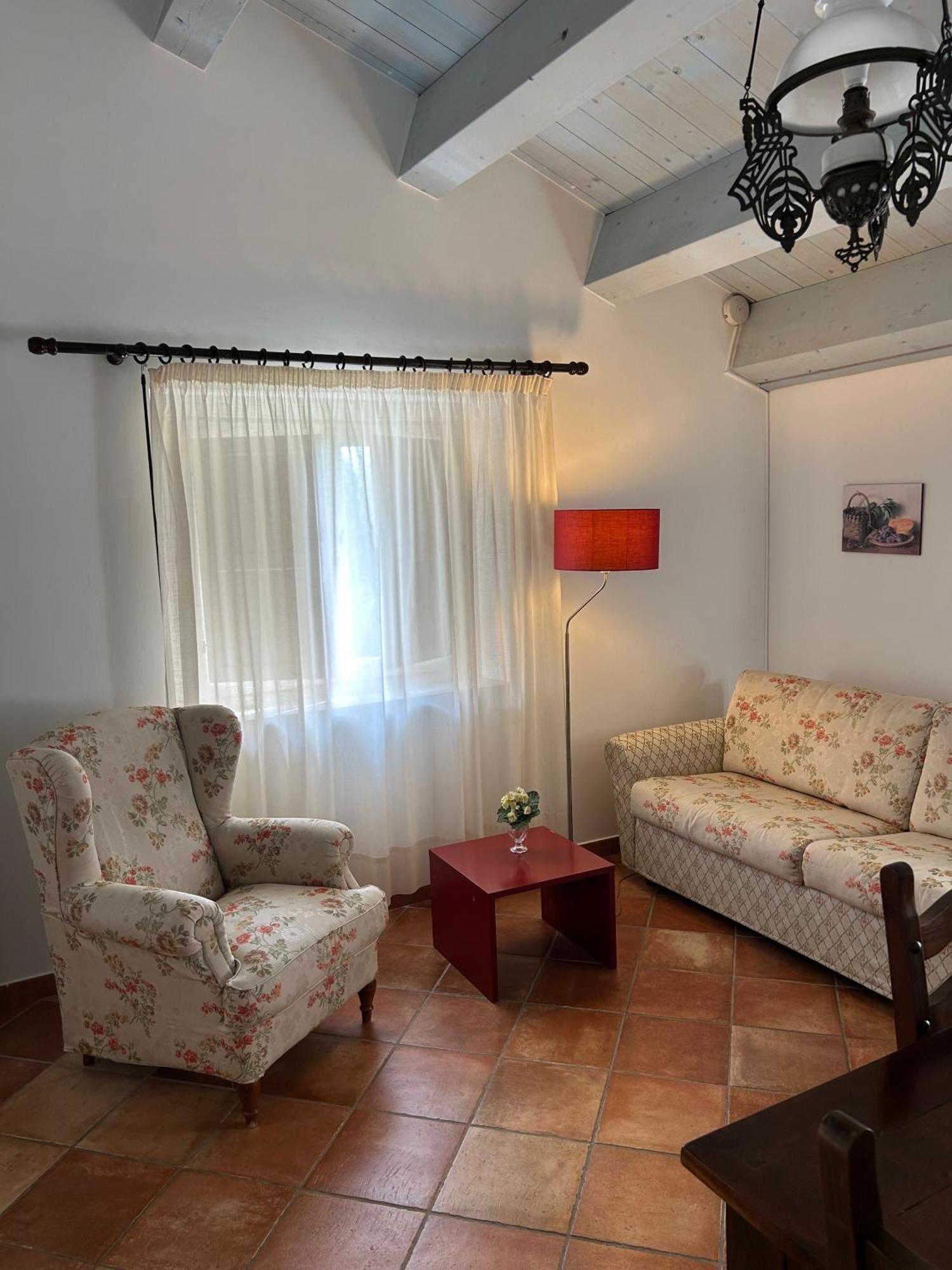 ריפוסטו Torre Archirafi Resort מראה חיצוני תמונה