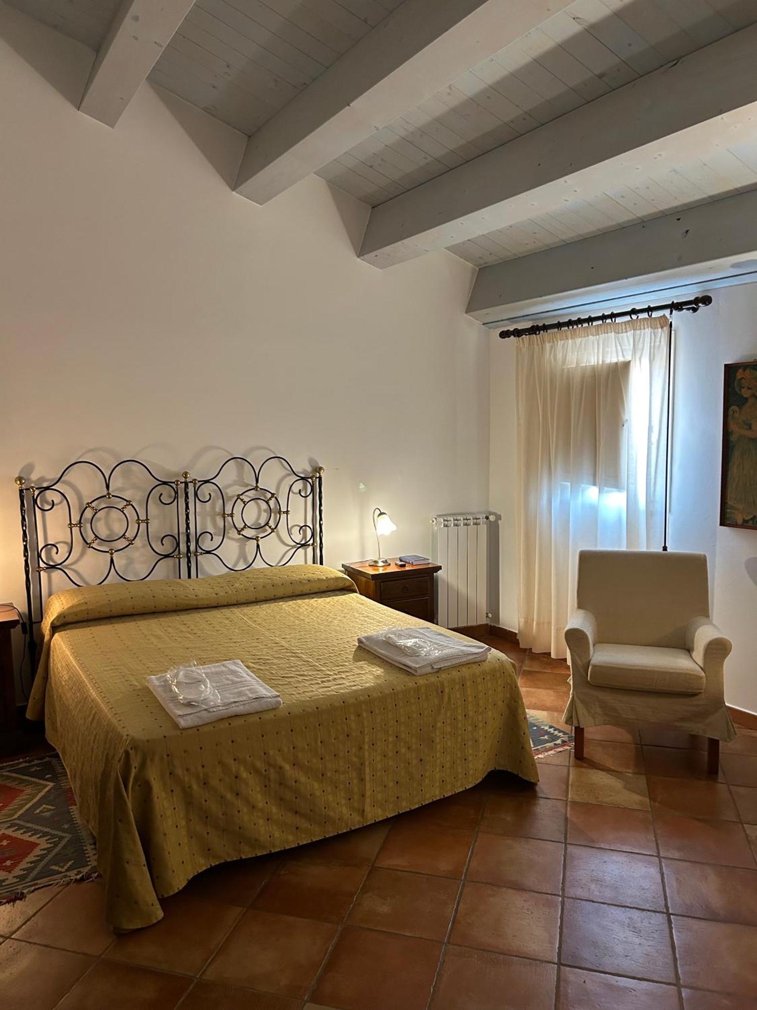 ריפוסטו Torre Archirafi Resort מראה חיצוני תמונה