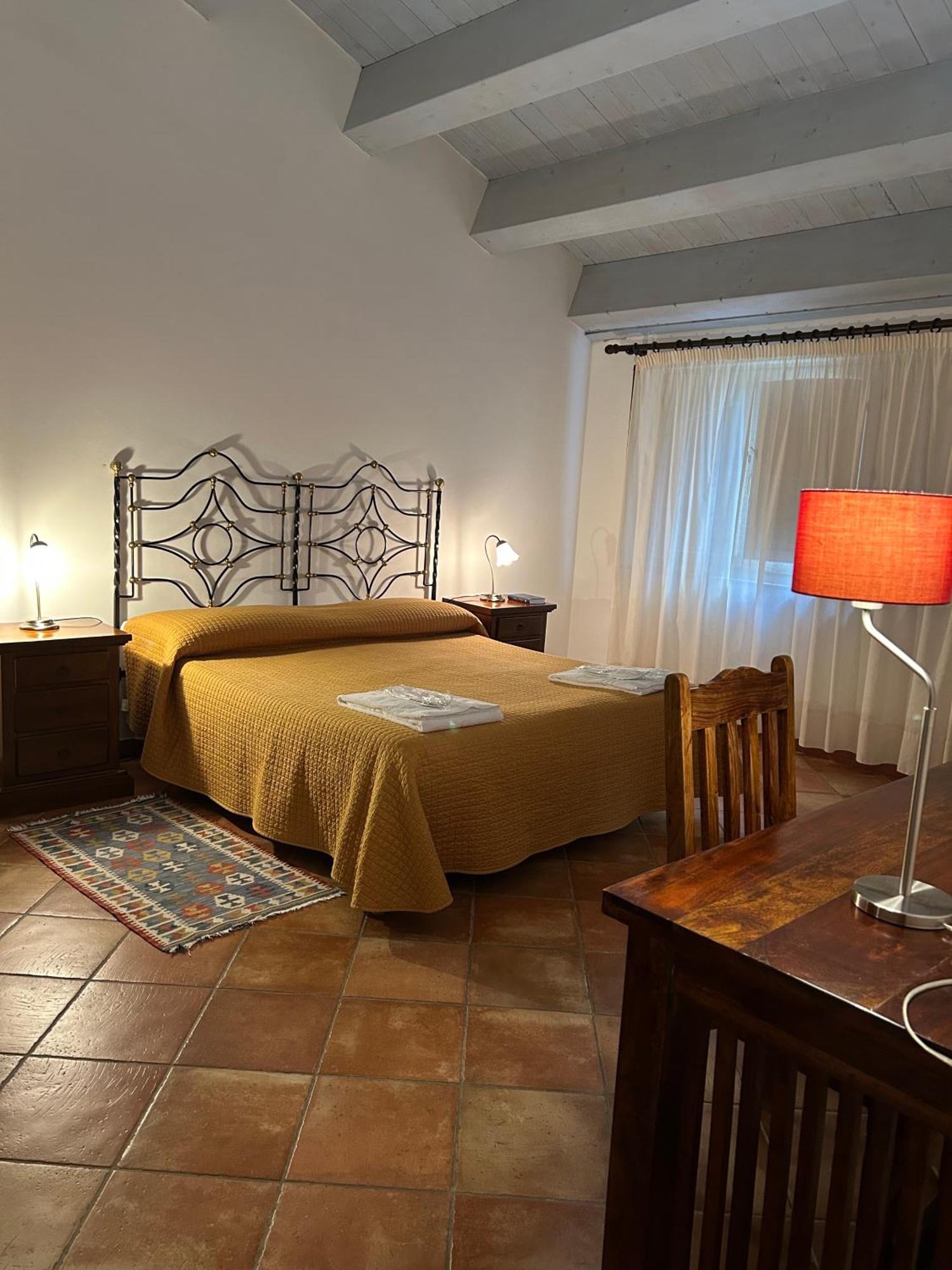 ריפוסטו Torre Archirafi Resort מראה חיצוני תמונה