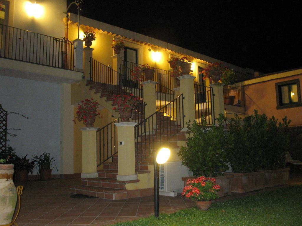 ריפוסטו Torre Archirafi Resort מראה חיצוני תמונה