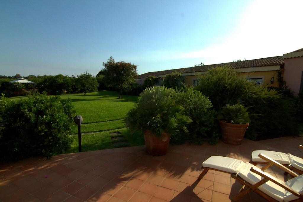 ריפוסטו Torre Archirafi Resort מראה חיצוני תמונה