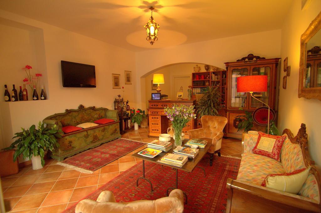 ריפוסטו Torre Archirafi Resort מראה חיצוני תמונה