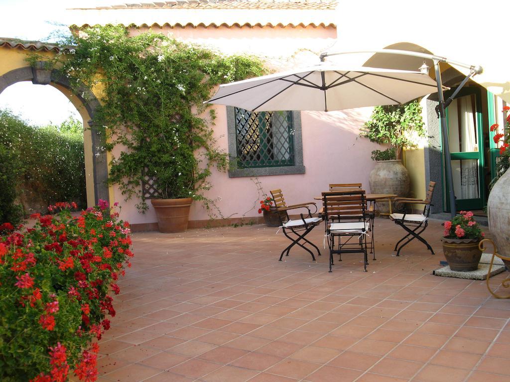 ריפוסטו Torre Archirafi Resort מראה חיצוני תמונה